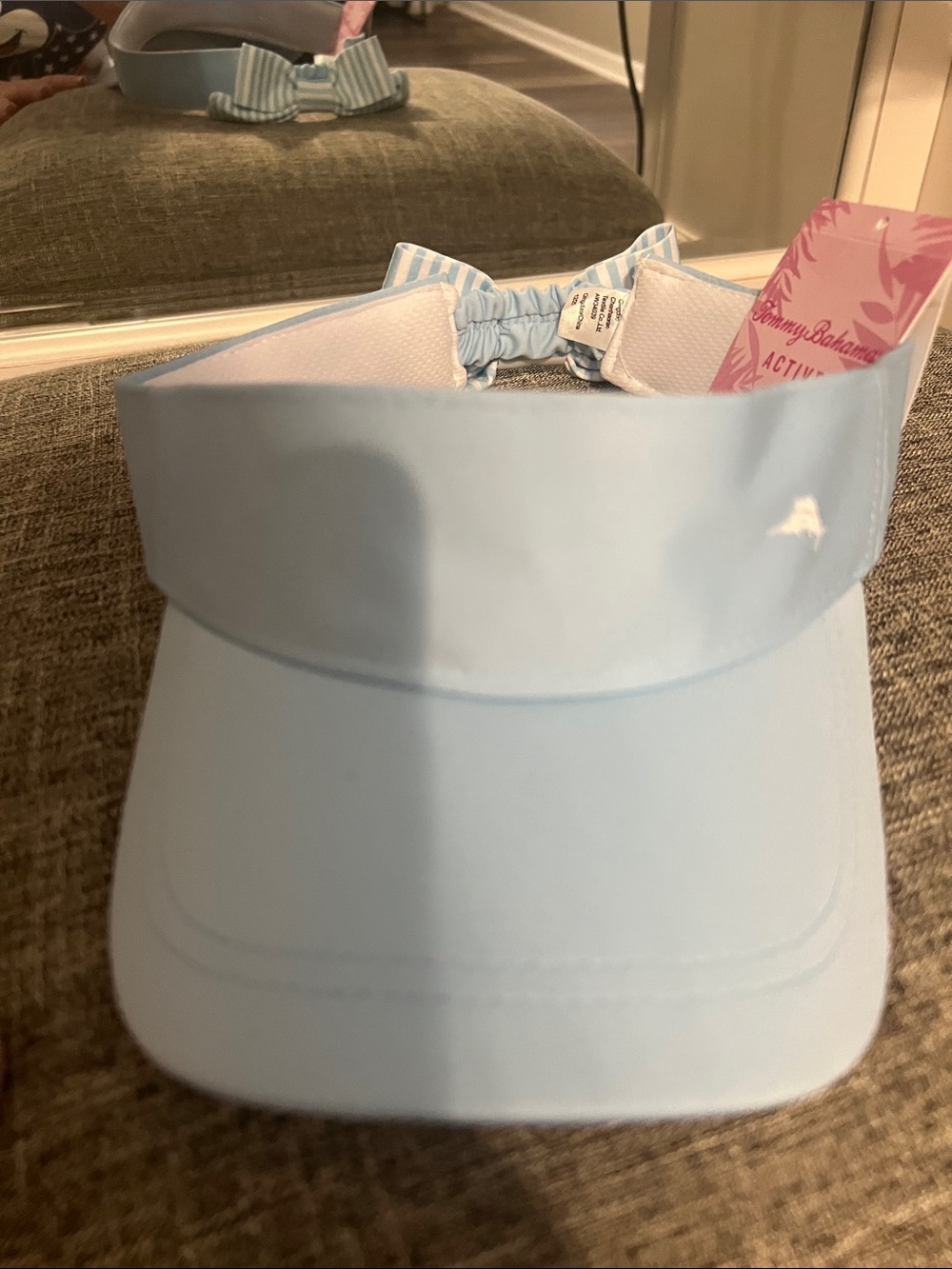 Ladies tommy Bahama visor